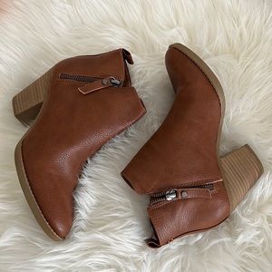 Brown, Coñac, Camel Color Booties